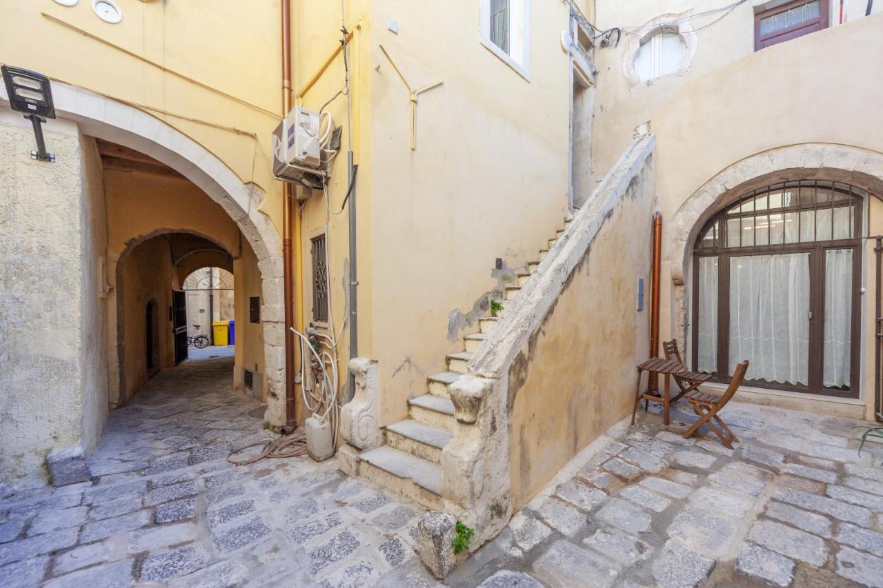 La Terrazza Sul Tempio Di Apollo Apartment Syracuse Exterior photo